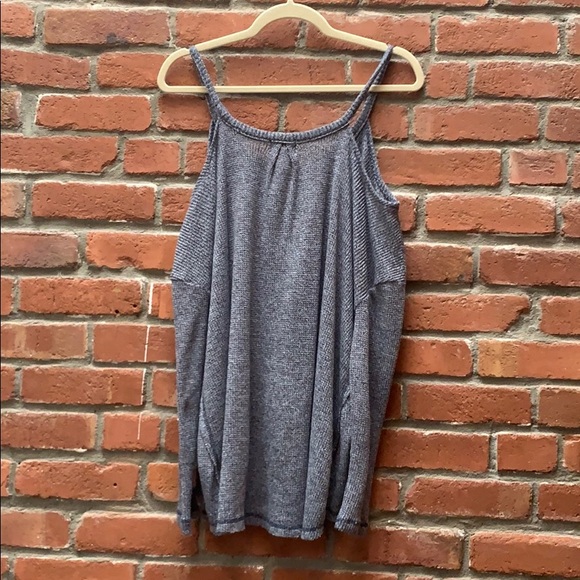 Anthropologie (Deletta) cold shoulder top - Picture 4 of 4